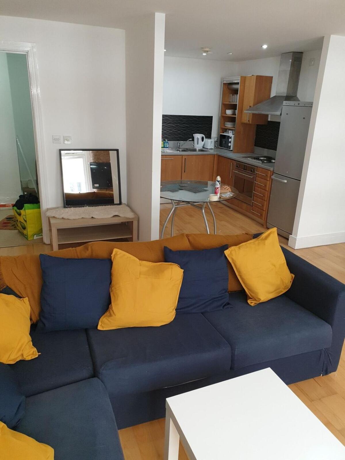 Fab New One Bed Apartamento *